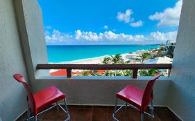 Beachfront Apartments Cancun